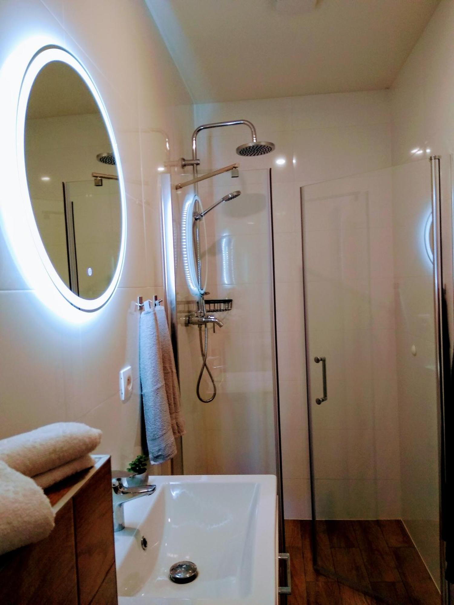 Apartman Shelly Vlachy Exterior photo