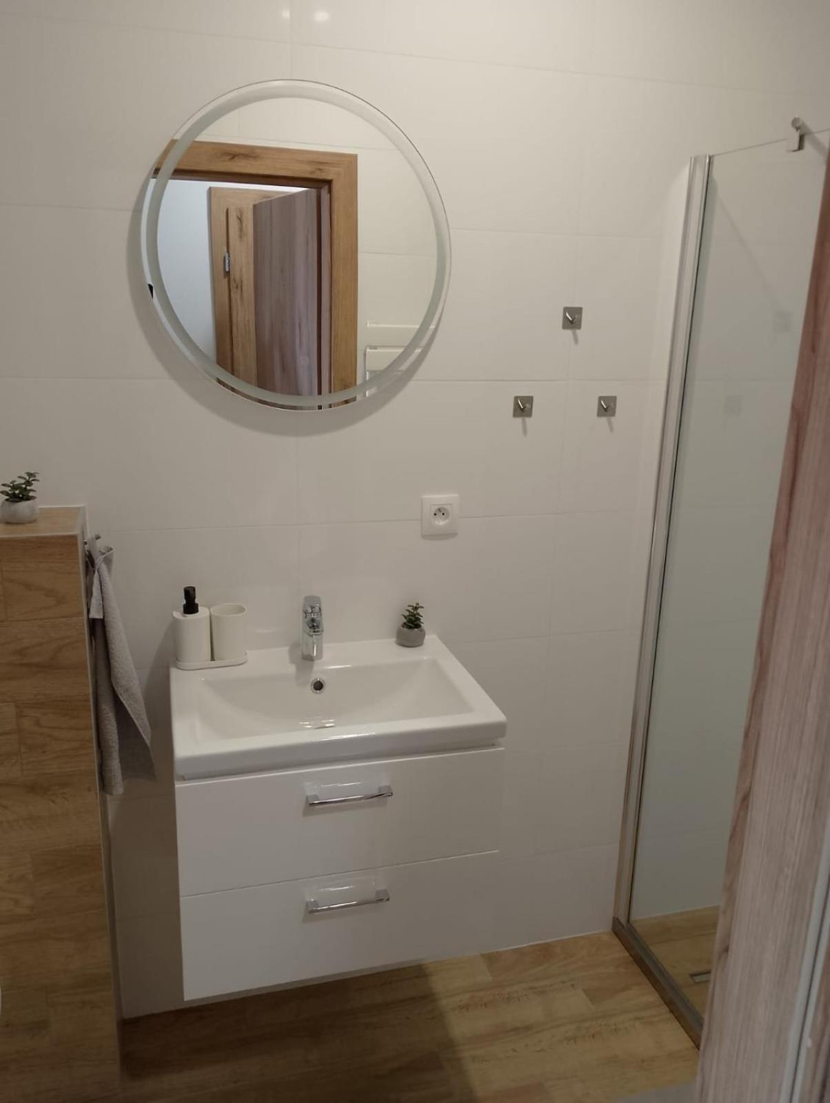 Apartman Shelly Vlachy Exterior photo